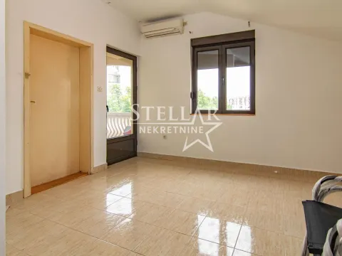 Izdavanje, poslovni prostor, 120m², Stari Aerodrom, Podgorica - image 8