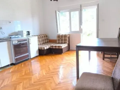 Rent, three bedroom apartment, 90m², Dumidran, Tivat - image 7