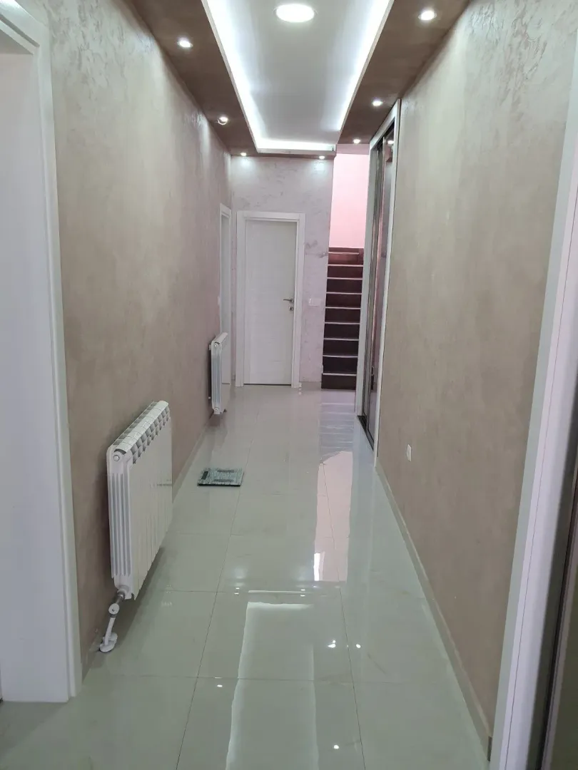 Prodaja, kuća, 260m², Gornja Gorica, Podgorica