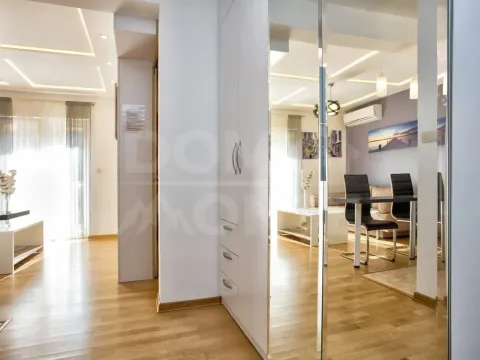 Rent, one bedroom apartment, 45m², Dobrota, Kotor - image 6