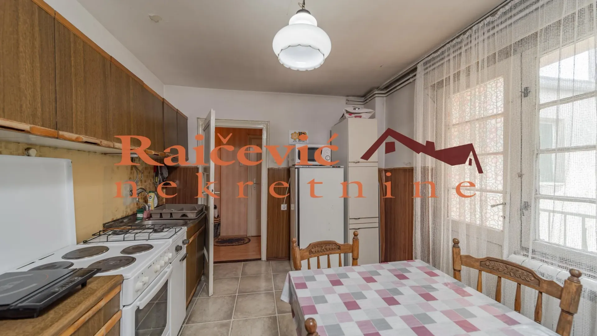 Prodaja, trosoban stan, 90m², Stari Grad, Beograd