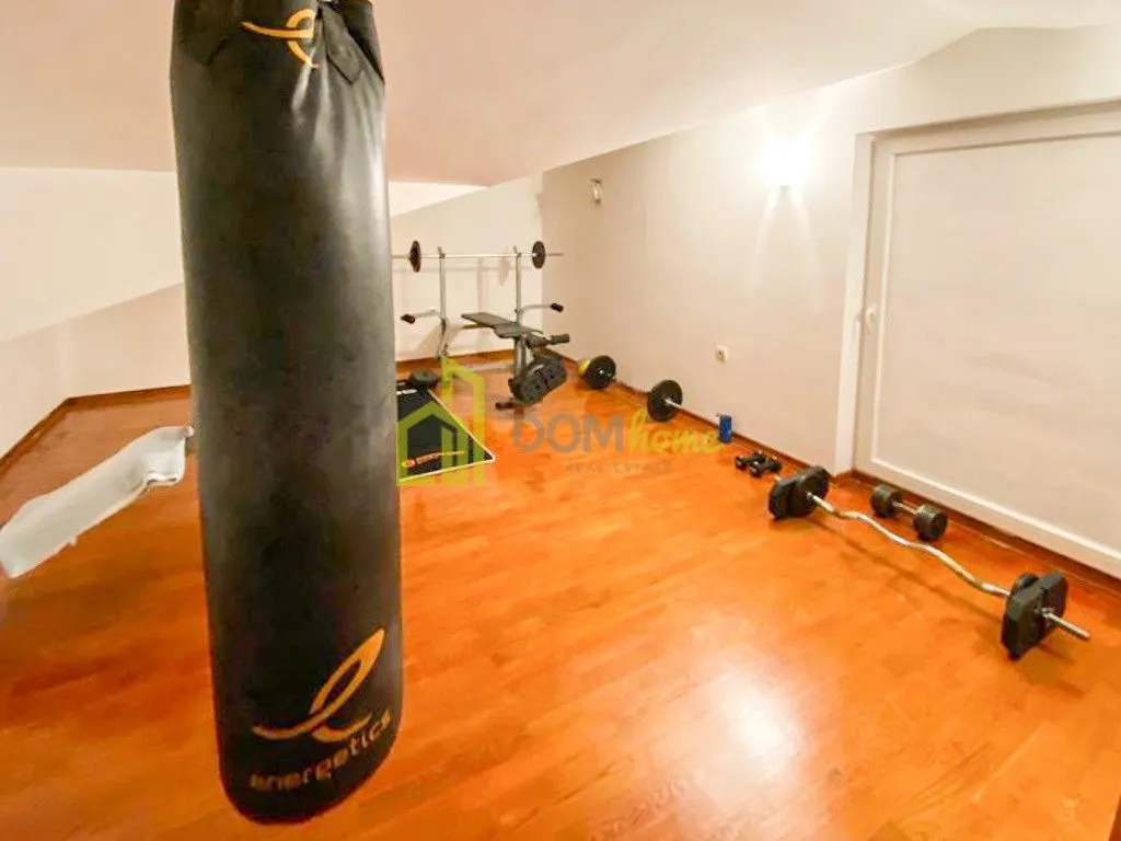 Prodaja, kuća, 290m², Đenovići, Herceg Novi