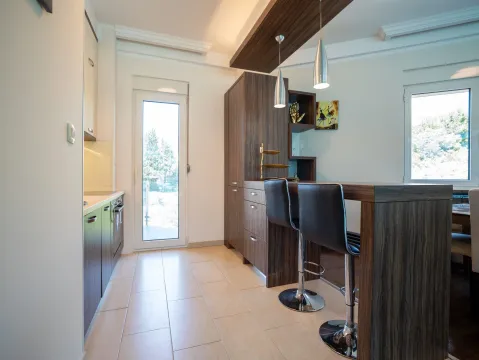 Sale, two bedroom apartment, 89m², Bečići, Budva - image 9