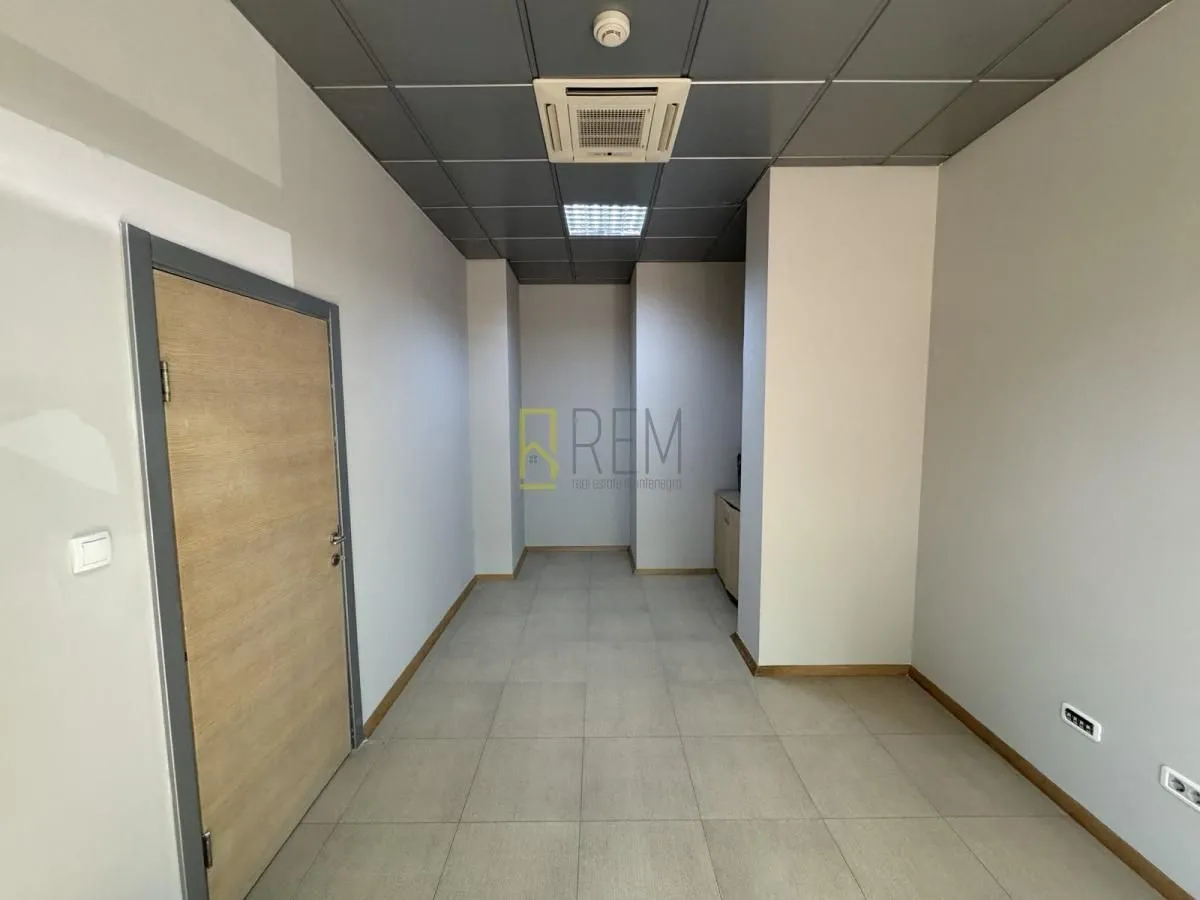 Rent, office space, 120m², Preko Morače, Podgorica