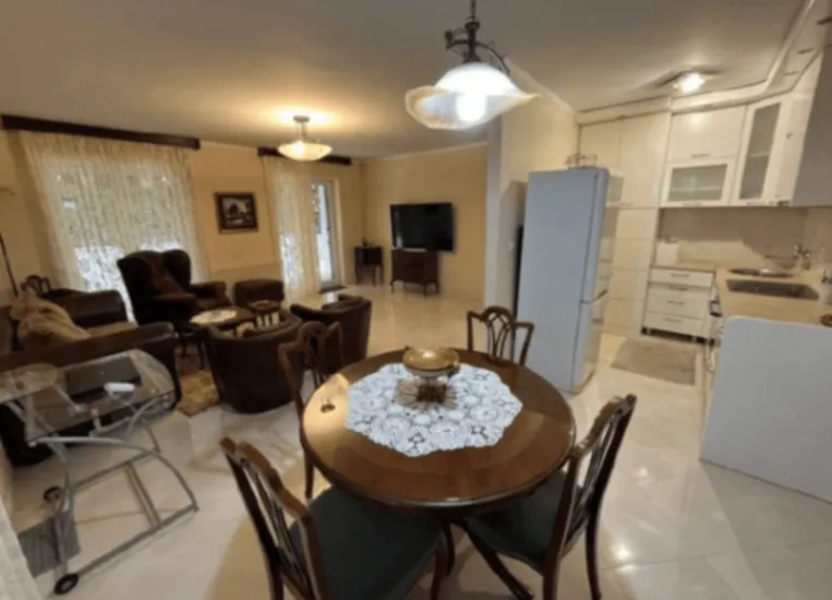 Daily-rent, house, 140m², Petrovac, Budva