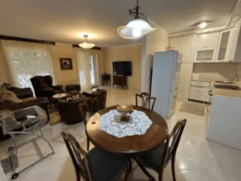 Daily-rent, house, 140m², Petrovac, Budva - image 4