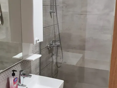 Izdavanje, jednosoban stan, 54m², Zabjelo, Podgorica - image 7