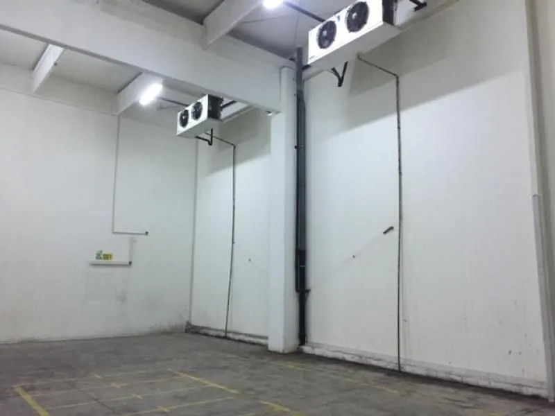 Rent, office space, 330m², Šimanovci, Pećinci