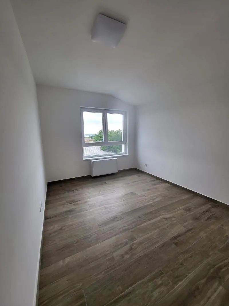 Rent, three bedroom apartment, 80m², Zemun Sve Podlokacije, Beograd
