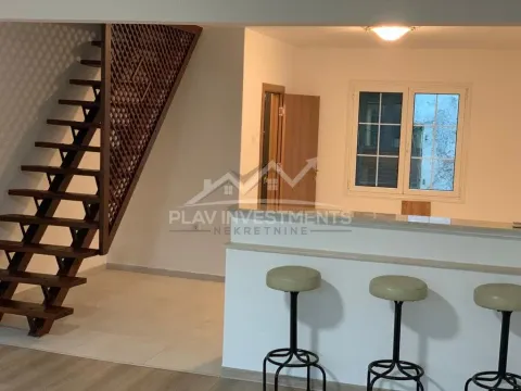 Prodaja, kuća, 100m², Stara Varoš, Podgorica - image 9