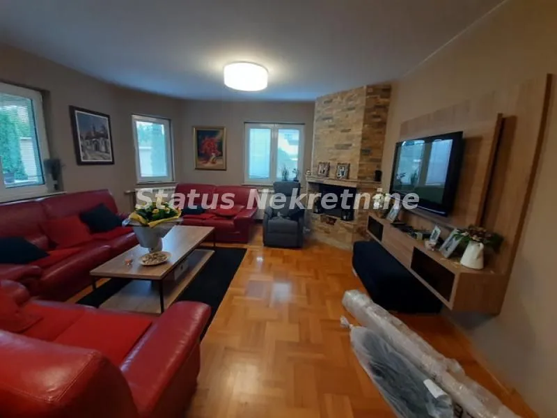 Sale, house, 582m², Tatarsko brdo, Petrovaradin
