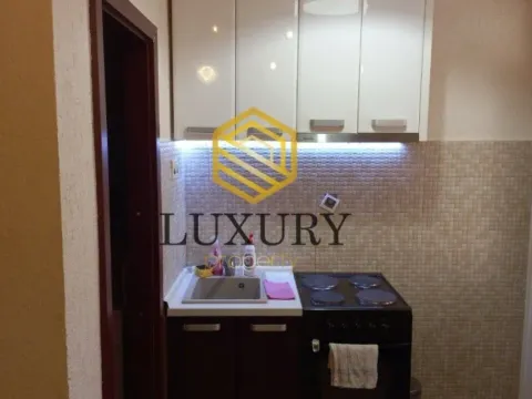 Izdavanje, stan, 29m², Centar, Podgorica - image 12