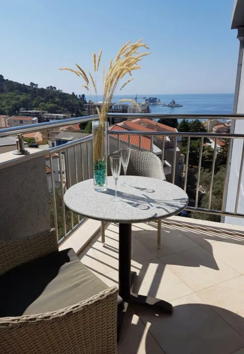 Prodaja, trosoban stan, 68m², Petrovac, Budva
