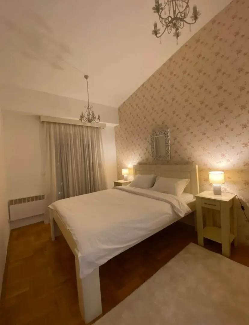 Izdavanje, jednosoban stan, 52m², City Kvart, Podgorica