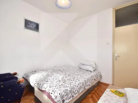 Izdavanje, dvosoban stan, 80m², Gintaš, Podgorica - image 8