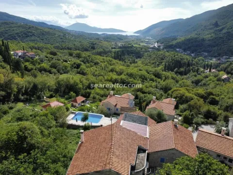 Kuća in Sutorina