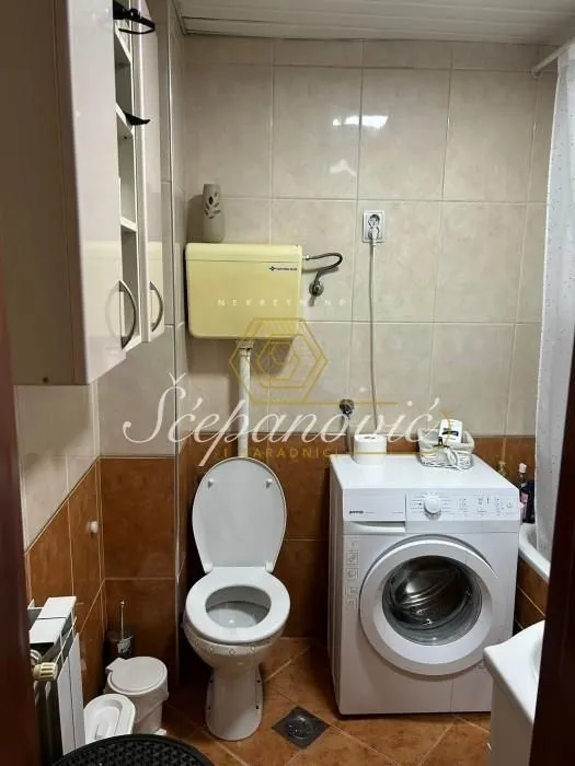 Izdavanje, stan, 62m², Grbavica, Novi Sad Sve Podlokacije