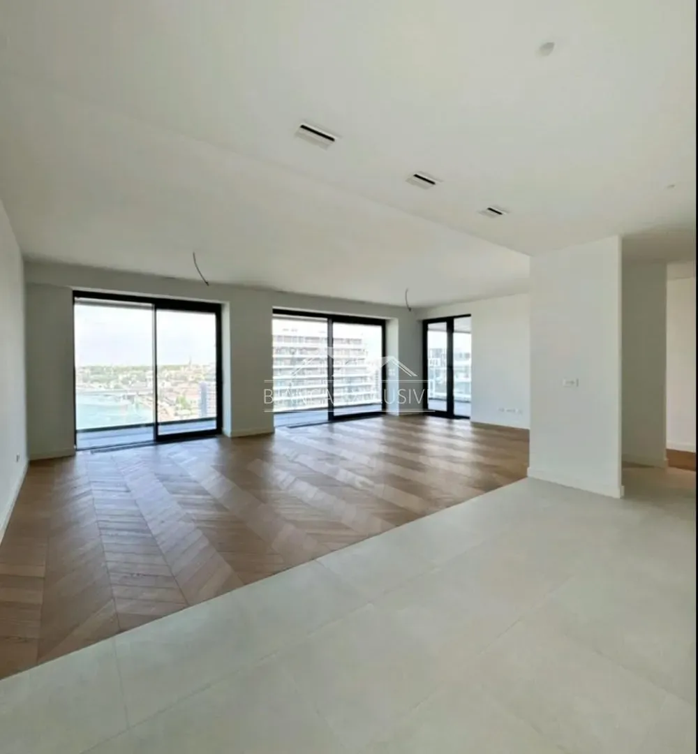 Prodaja, četvorosoban stan, 176m², Savski Venac, Beograd