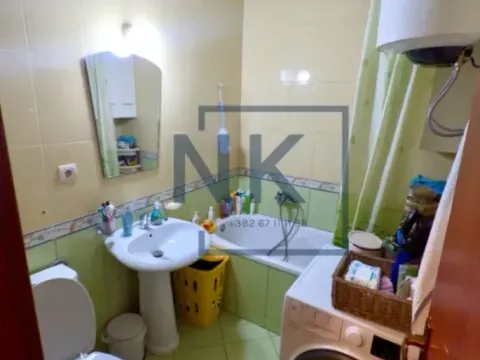 Prodaja, trosoban stan, 85m², Stari Aerodrom, Podgorica - image 7