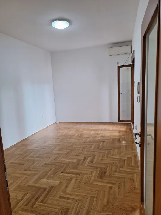 Rent, one bedroom apartment, 41m², Tuški Put, Podgorica