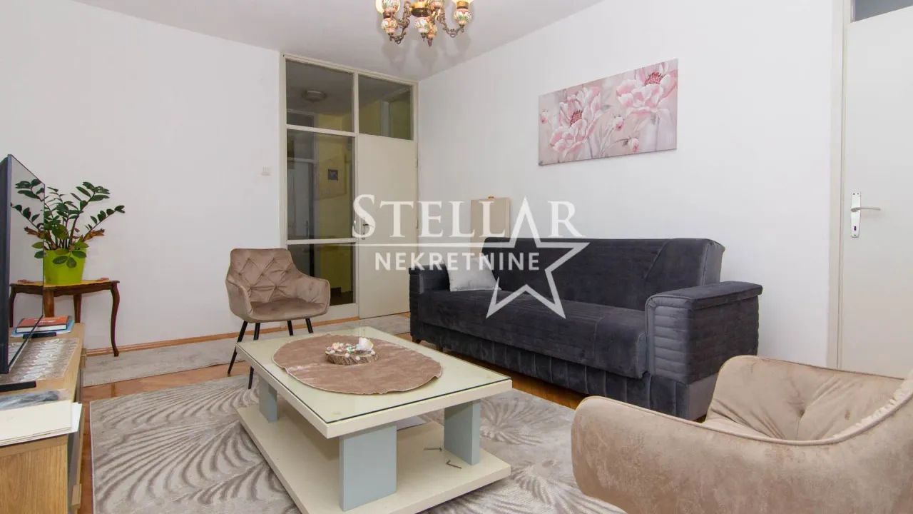 Izdavanje, dvosoban stan, 80m², Gintaš, Podgorica