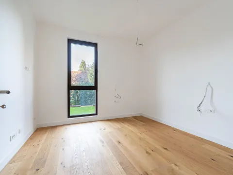 Prodaja, trosoban stan, 137m², Stara Varoš, Podgorica - image 17