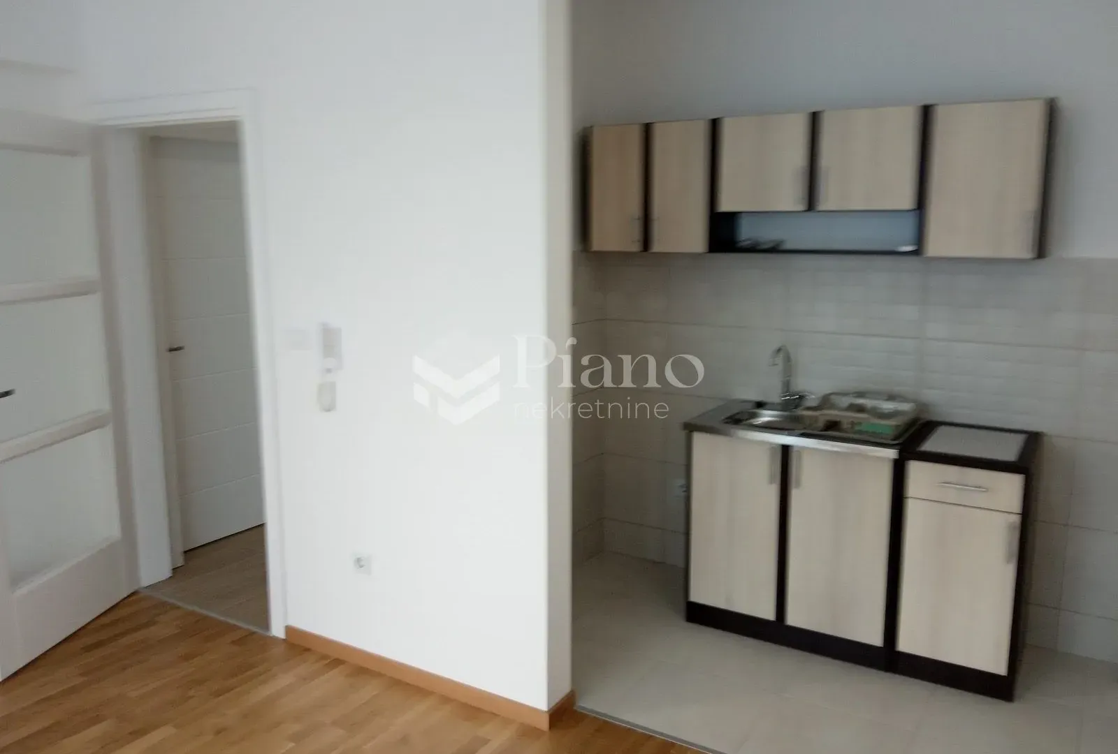 Rent, two bedroom apartment, 59m², Stari Aerodrom, Podgorica