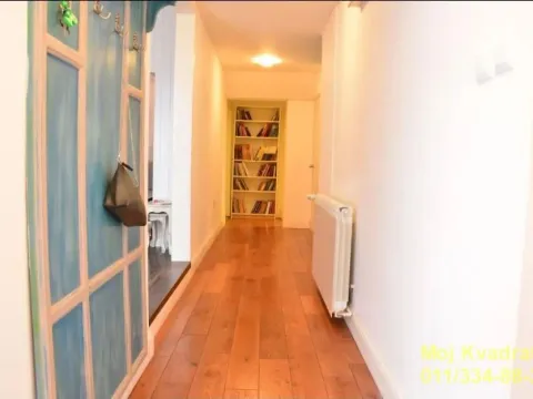 Prodaja, trosoban stan, 86m², Kalenić Pijaca, Vračar Sve Podlokacije - image 18