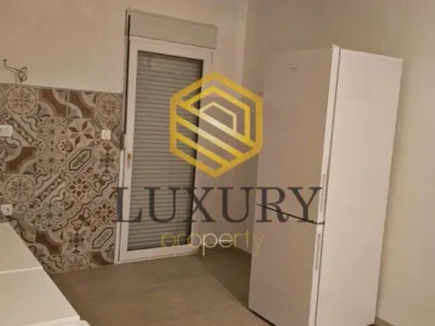 Izdavanje, kuća, 140m², Cijevna, Podgorica - image 9