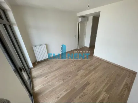 Rent, four bedroom apartment, 118m², Savski Venac, Beograd - image 6