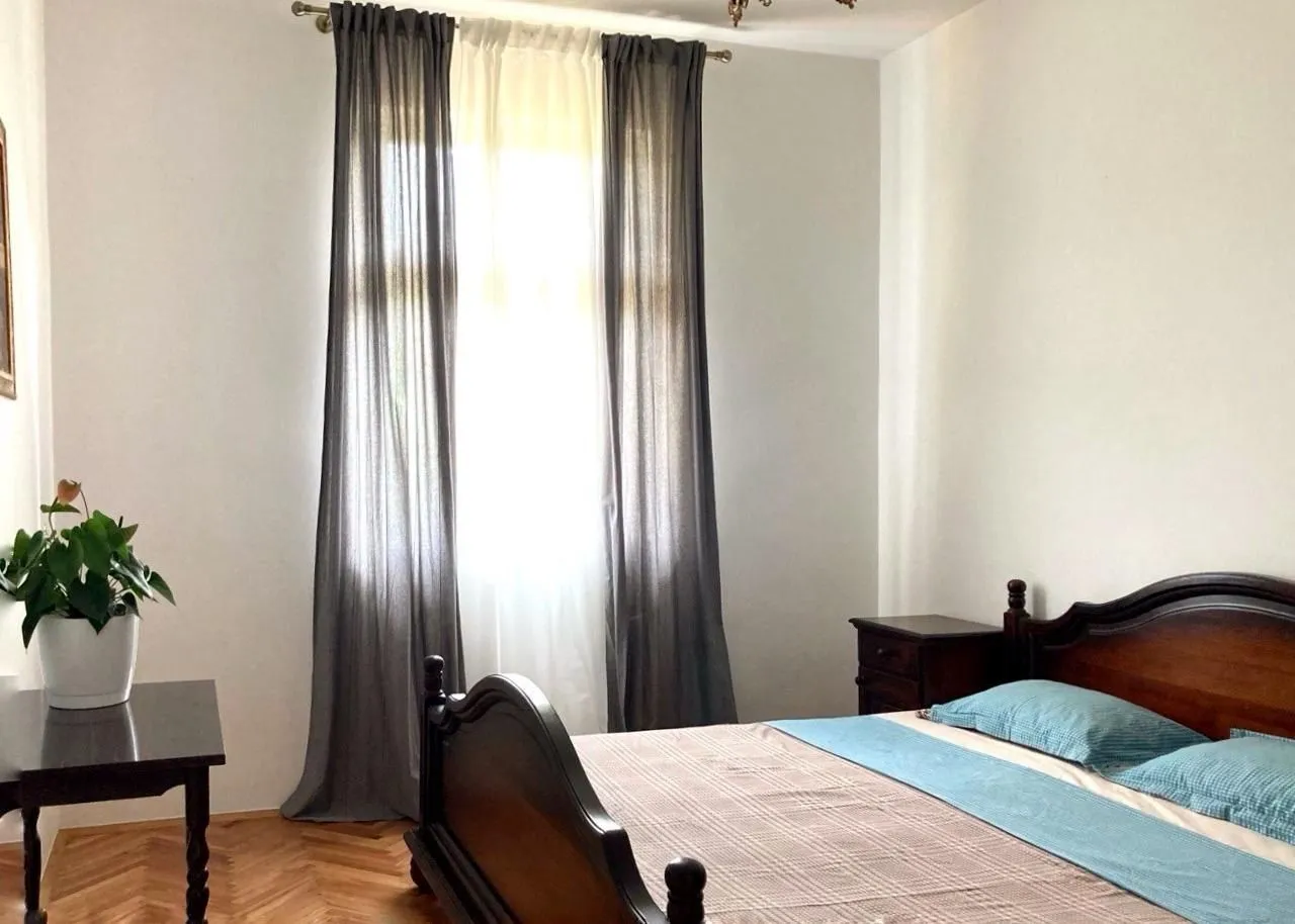 Prodaja, kuća, 250m², Radovići, Tivat