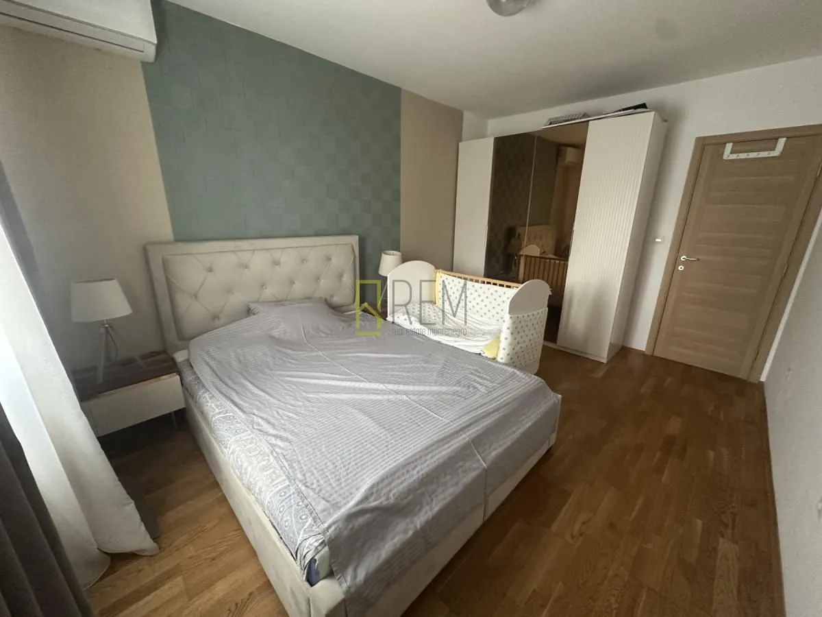 Prodaja, dvosoban stan, 70m², Stari Aerodrom, Podgorica