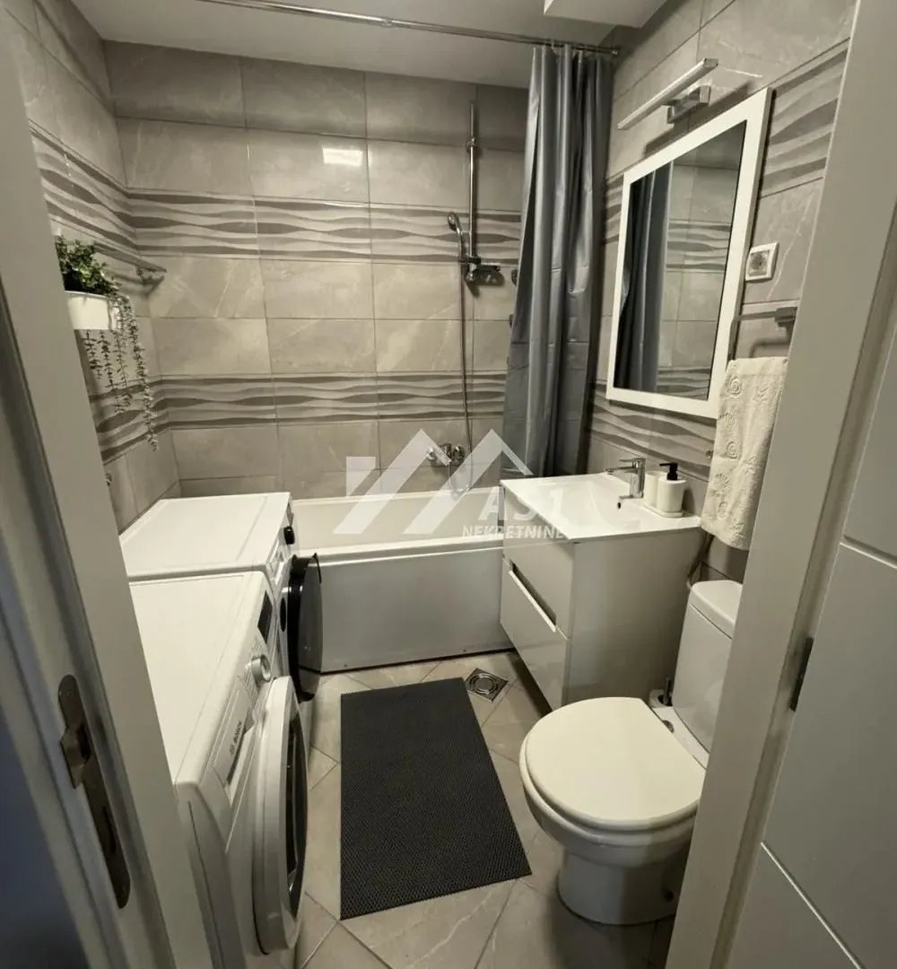 Izdavanje, dvosoban stan, 65m², Liman 3, Novi Sad Sve Podlokacije