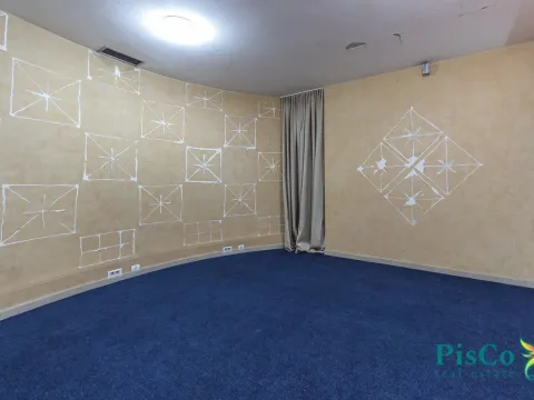 Izdavanje, poslovni prostor, 126m², Kruševac, Podgorica - image 8