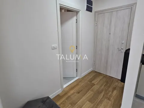 Rent, one bedroom apartment, 40m², City Kvart, Podgorica - image 9