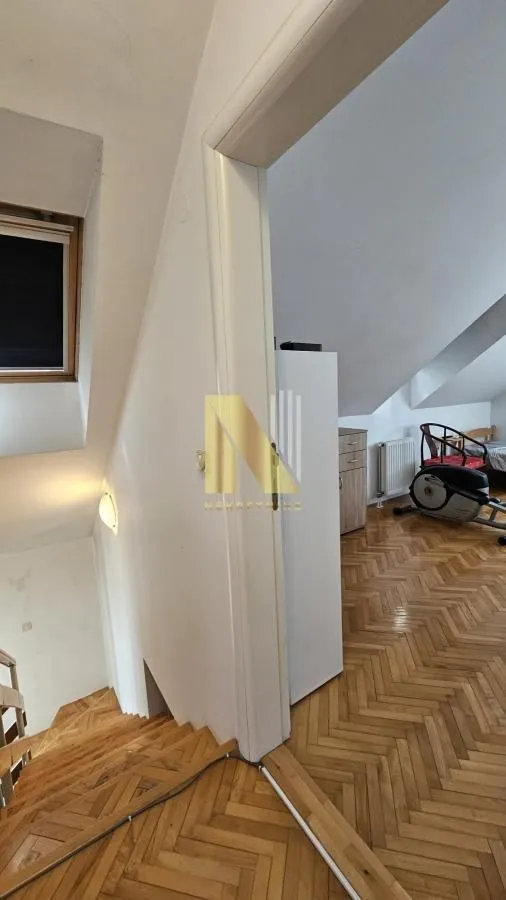 Prodaja, četvorosoban stan, 100m², Nova Detelinara, Novi Sad Sve Podlokacije