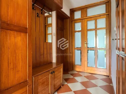 Izdavanje, dvosoban stan, 70m², Stari Aerodrom, Podgorica - image 15