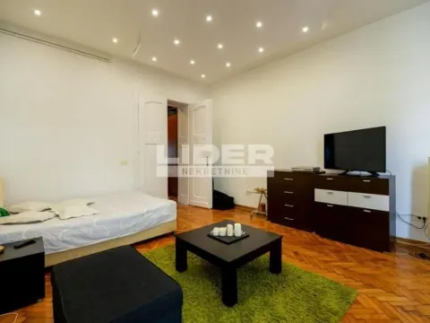 Sale, three bedroom apartment, 86m², Cvetni Trg, Vračar Sve Podlokacije - image 5