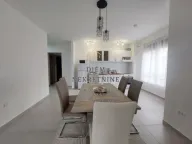 Rent, two bedroom apartment, 85m², Dobrota, Kotor - image 12