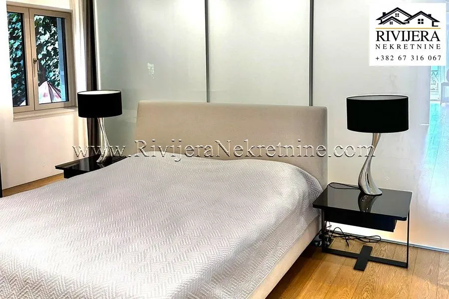 Sale, two bedroom apartment, 159m², Centar, Budva