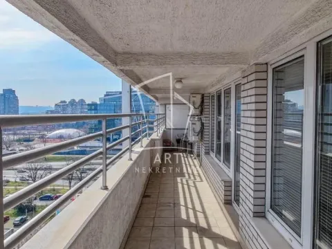 Prodaja, četvorosoban stan, 137m², Novi Beograd Blok 22, Novi Beograd Sve Podlokacije - image 9