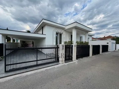 Rent, house, 130m², Ibričevina, Podgorica - image 20