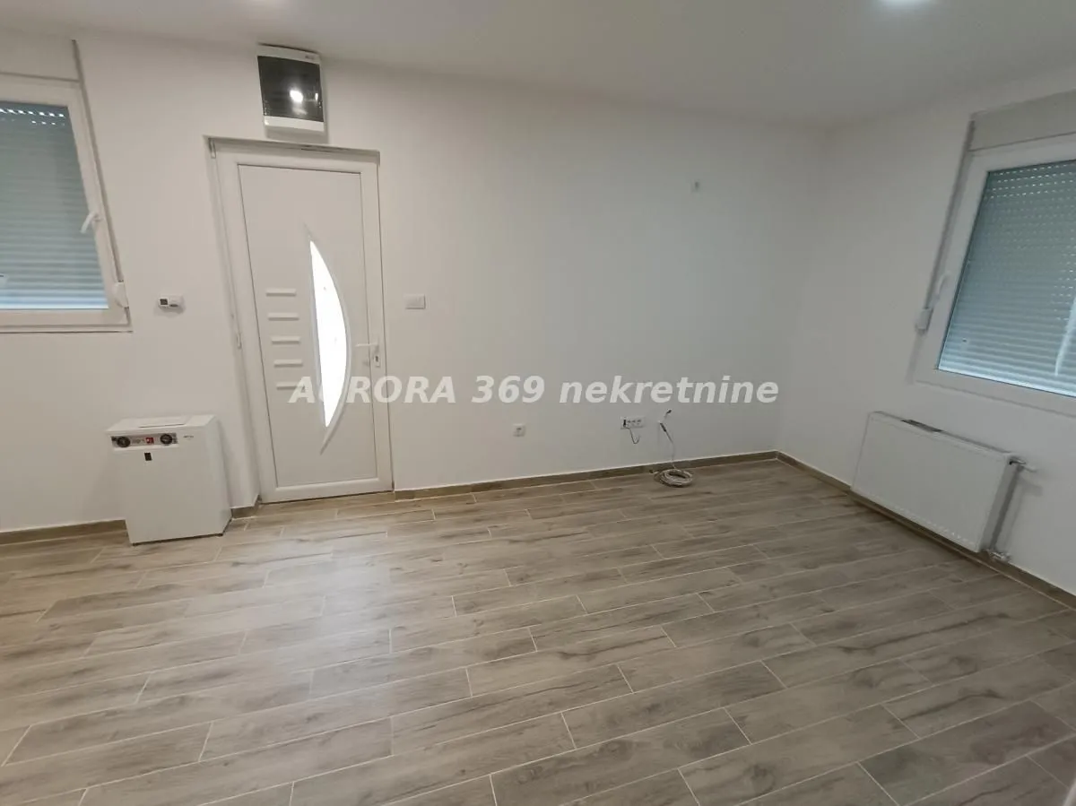 Prodaja, jednosoban stan, 32m², Adice, Novi Sad Sve Podlokacije