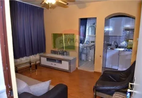 Prodaja, kuća, 696m², Zlatica, Podgorica - image 19