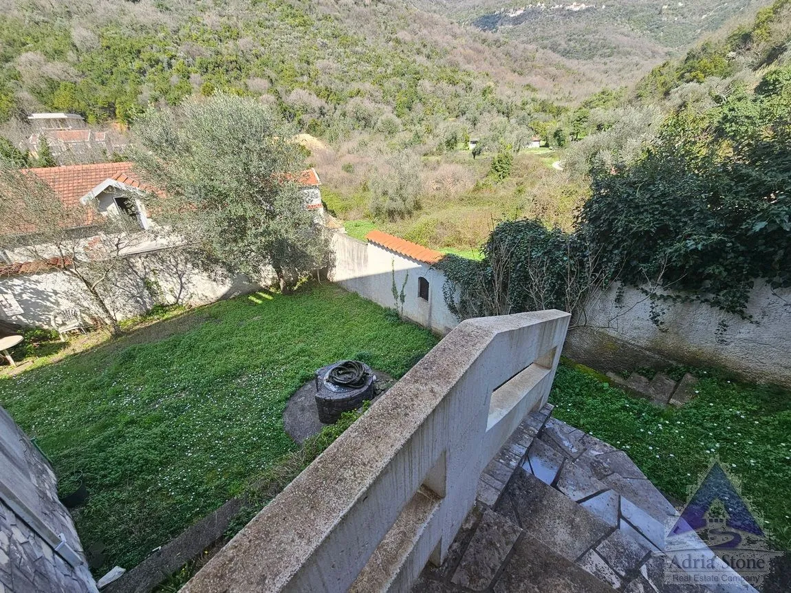 Prodaja, kuća, 225m², Seljanovo, Tivat