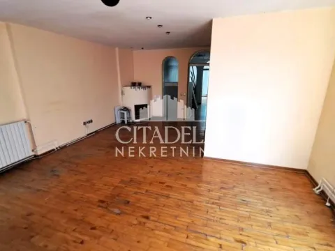 Rent, house, 200m², Čukarica, Beograd - image 11