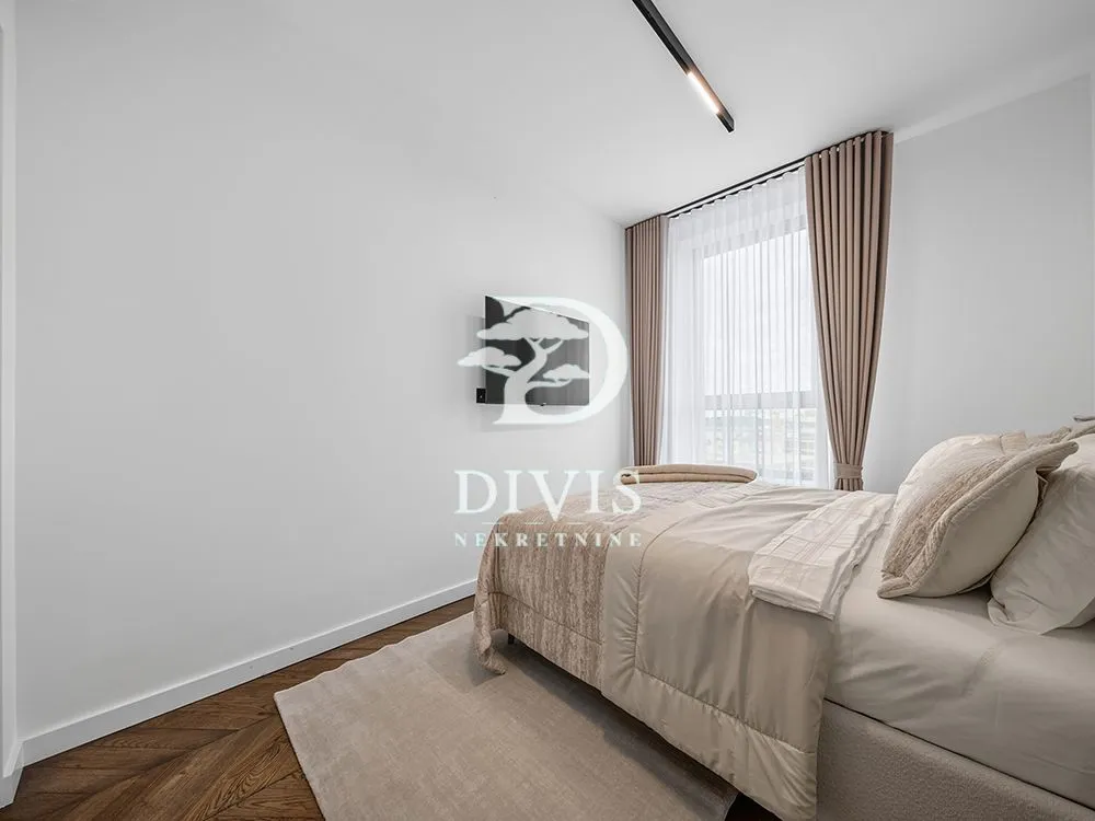 Prodaja, trosoban stan, 82m², Savski Venac, Beograd