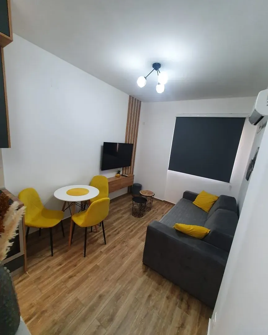 Izdavanje, jednosoban stan, 28m², Budva, Crna Gora