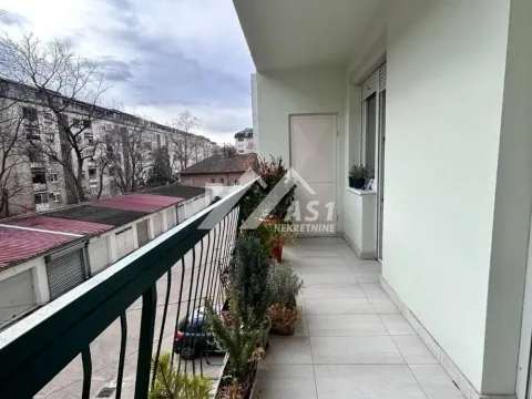 Izdavanje, četvorosoban stan, 114m², Grbavica, Novi Sad Sve Podlokacije - image 11
