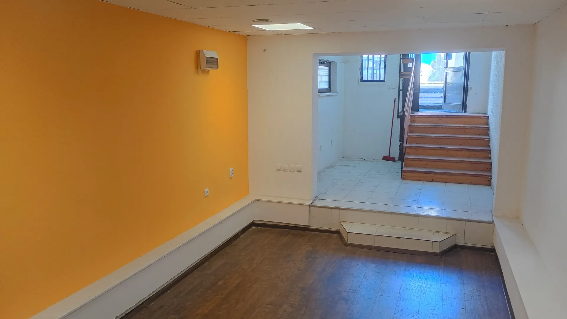 Rent, office space, 44m², Zemun Nova Galenika, Zemun Sve Podlokacije